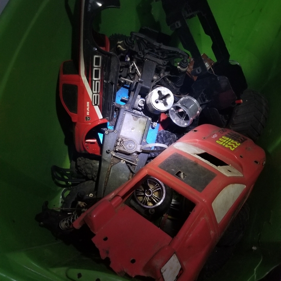 Different items - Picture 10 of 13